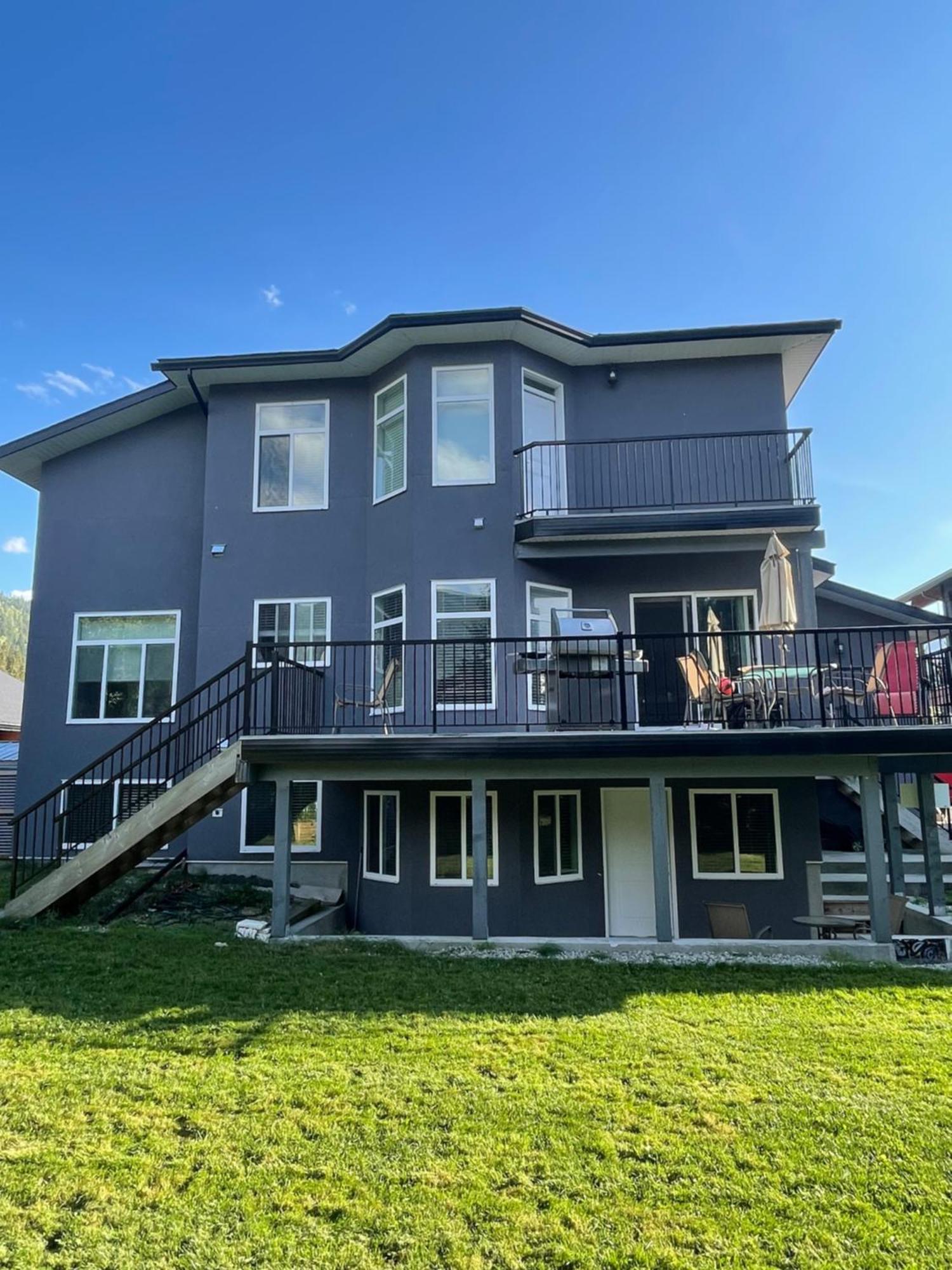 2 Bedroom Suite With Full Kitchen Revelstoke Eksteriør billede